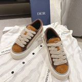 Men's B33 Low-Top Sneakers in Brown and Cream Oblique Jacquard Fabric with Brown and Cognac Suede Accents | 3SN303ZWN_H781