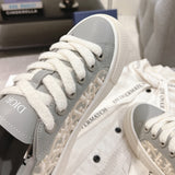 B33 Men's Sneakers Gray Smooth Calfskin with Cream Oblique Embossed Embroidery| 3SN303ZYQ_H868