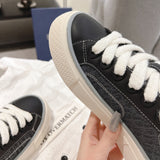 B33 Spin Men's Sneakers White Grained Calfskin and White Gravity Leather |3SN303ZAY_H000