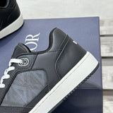 B27 Men's Low-Top Sneakers, Black Smooth Calf Leather with CD Diamond Canvas  |3SN272ZPP_H900